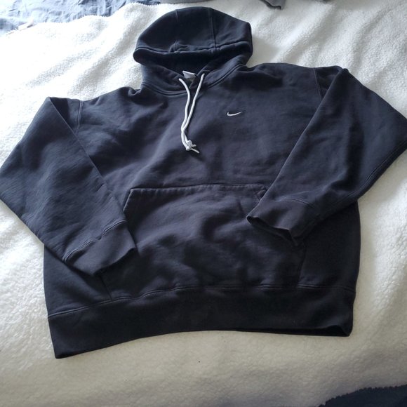 Nike Solo Swoosh Men's Fleece Hoodie, size M, Black - Picture 4 of 9